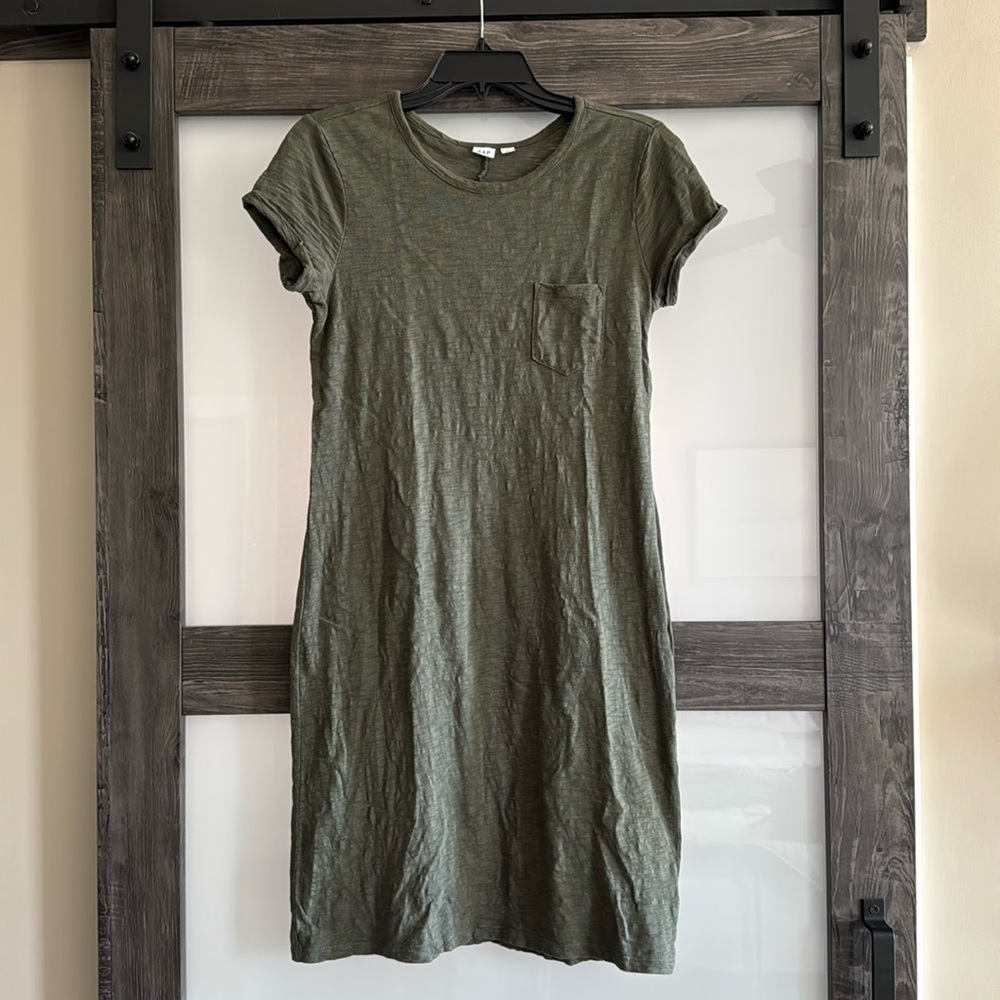 GAP pocket t-shirt dress
